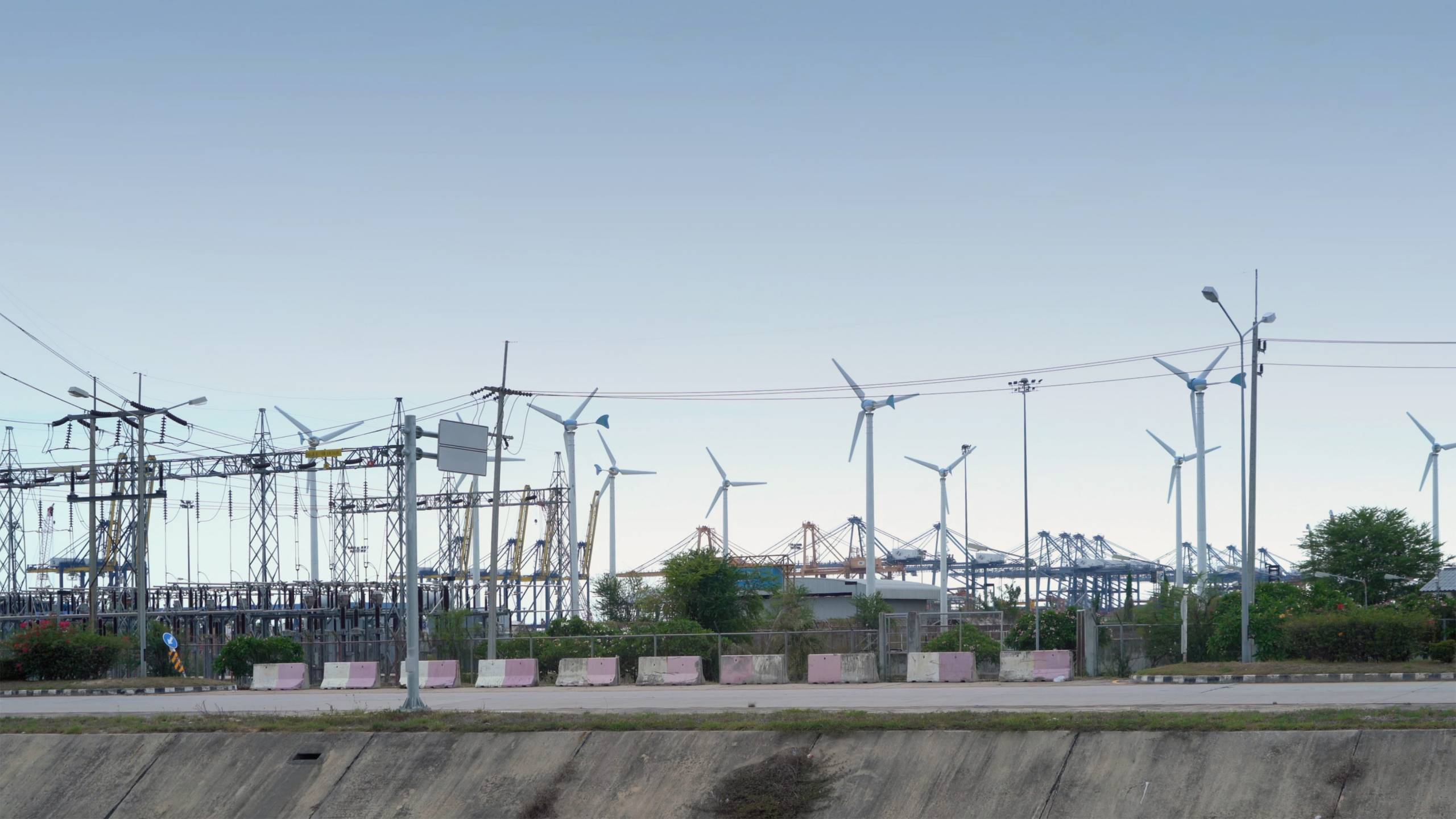 High voltage extension design